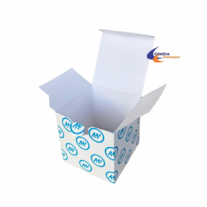 Caixa com trava - 9x9x9 papel cart�o fundo aut.